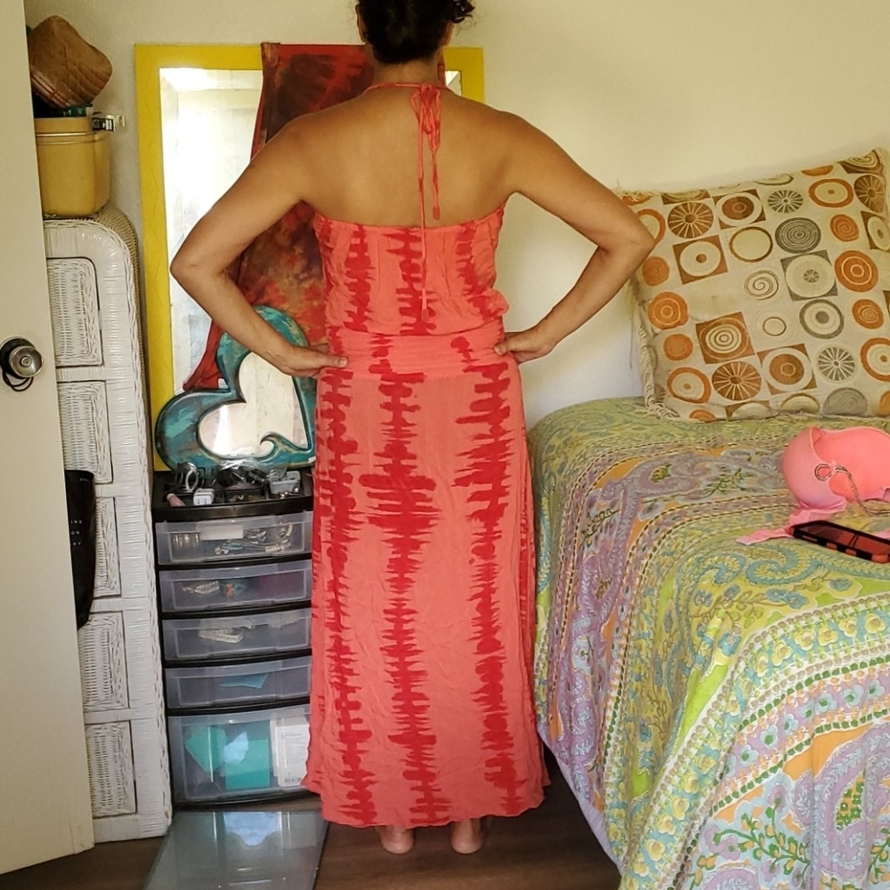 ❤️ Maxi Halter Dress - Picture 2 of 3